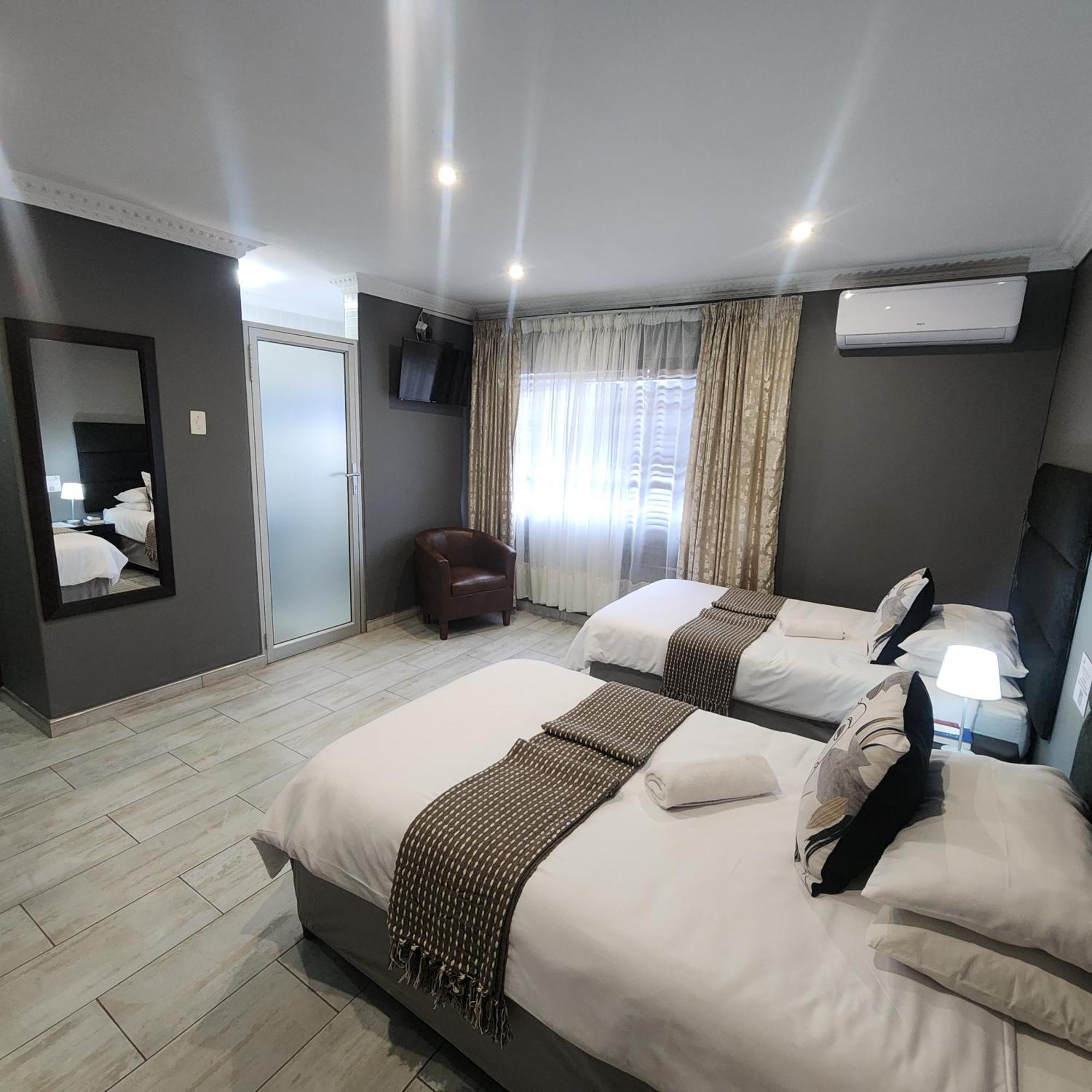 Sleep In Beauty Guesthouse Ньюкасл Екстер'єр фото