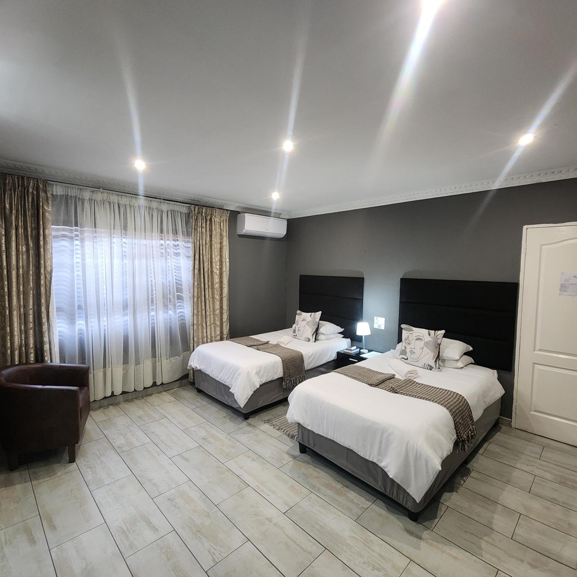 Sleep In Beauty Guesthouse Ньюкасл Екстер'єр фото