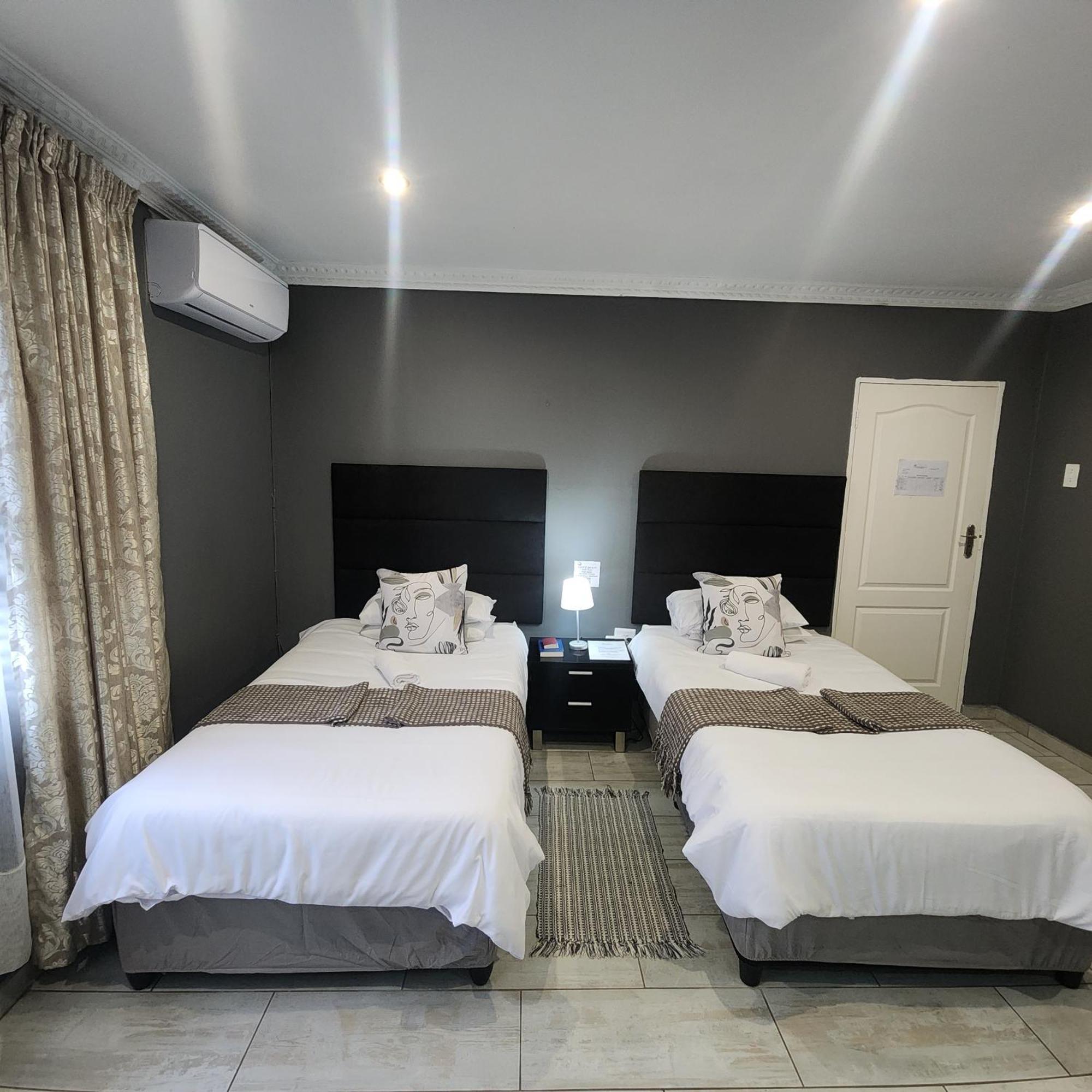 Sleep In Beauty Guesthouse Ньюкасл Екстер'єр фото
